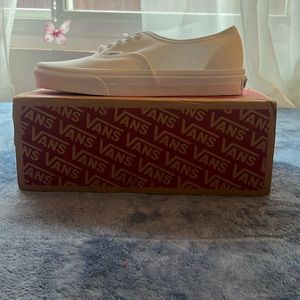 Brand New Authentic Vans Slip On size 8